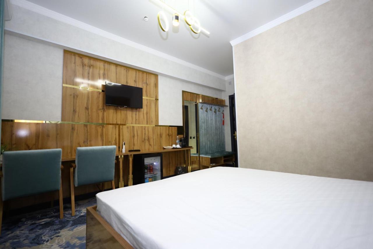 Almaty City Turkistan Eksteriør billede